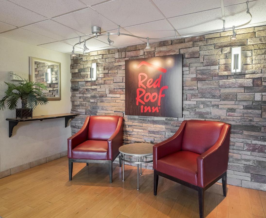 Red Roof Inn & Suites Cleveland - Elyria Bagian luar foto